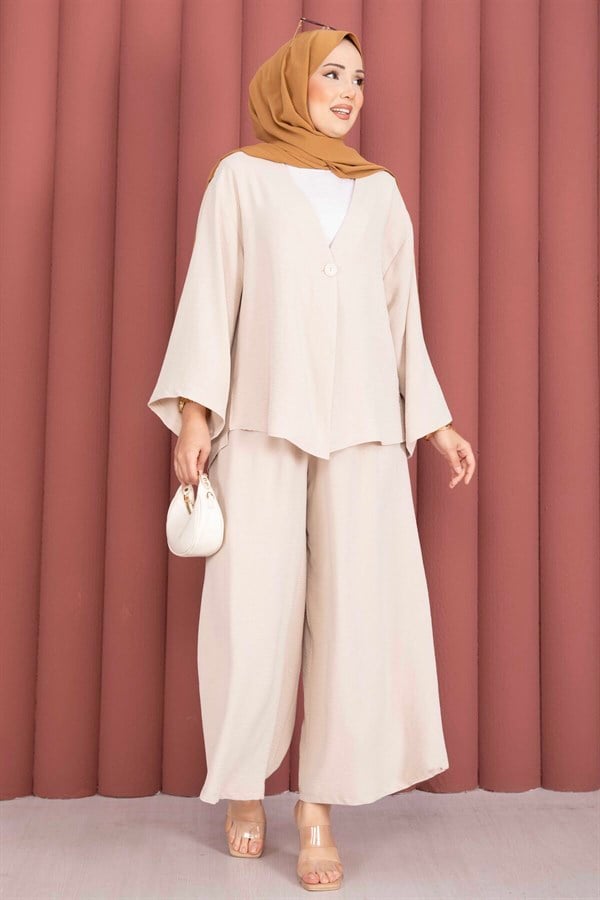 Loose-fitting summer hijab set with kimono, beige.