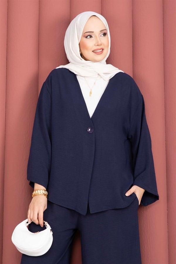 Loose-fitting summer modest kimono set in navy blue.