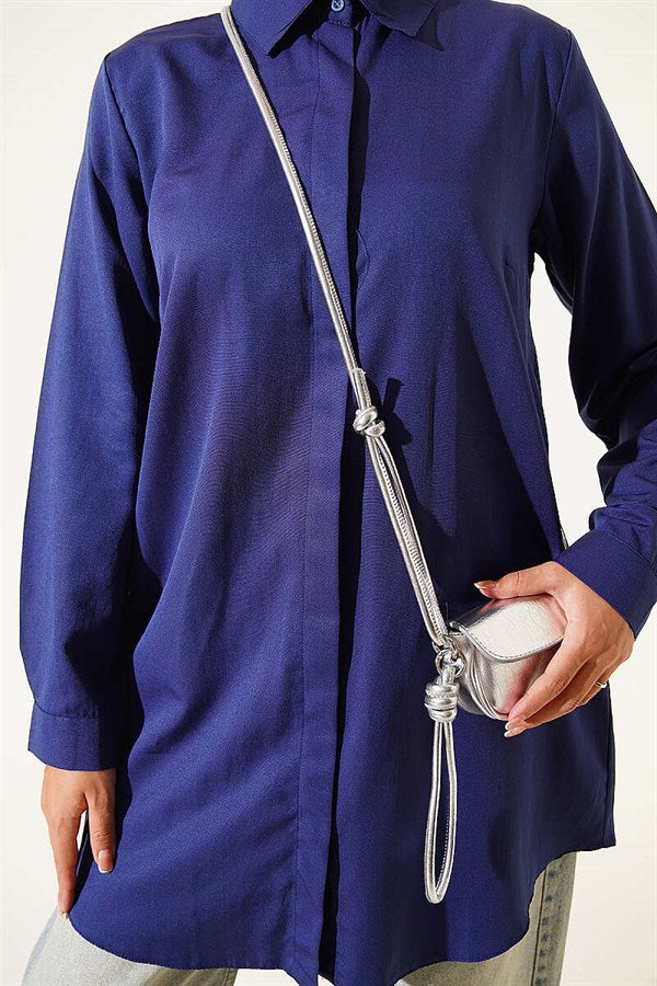 Classic Collar Oval Cut Navy Shirt