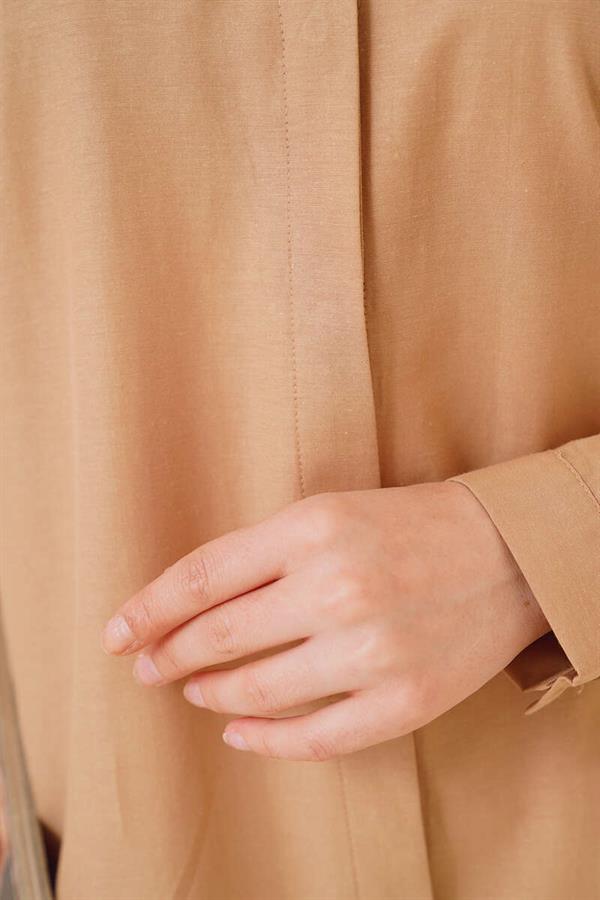 Classic Collar Oval Cut Earth Shirt