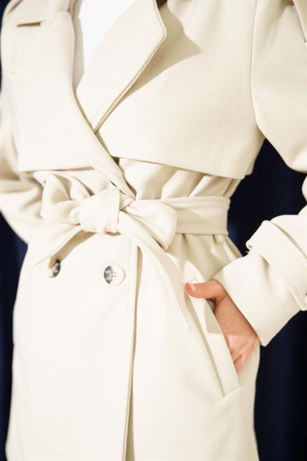 Short Cashmere Coat with Epauletted Sleeves, Beige