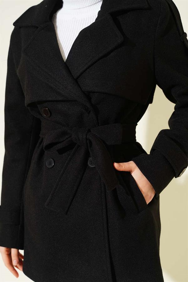 Short Cashmere Coat with Epauletted Sleeves and Pieces, Black