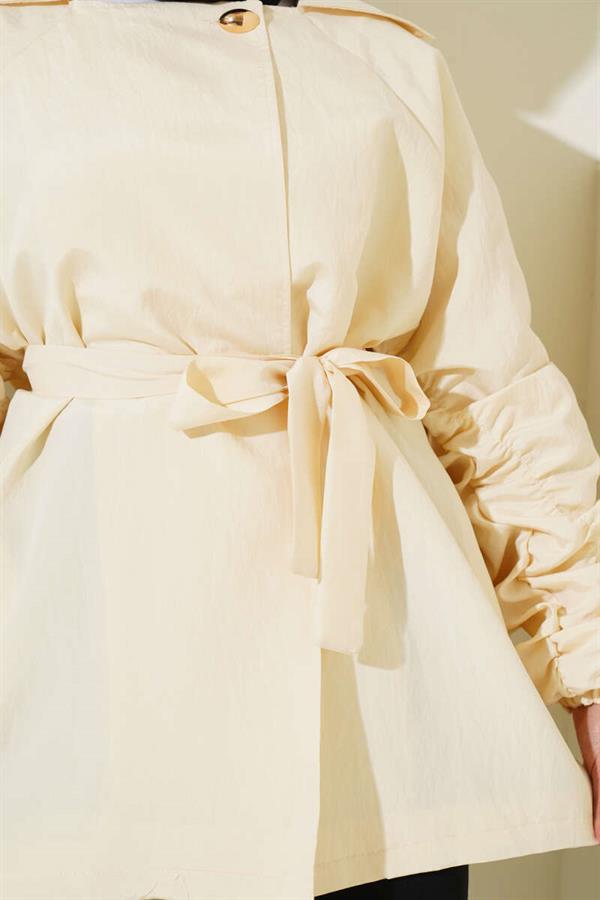 Gathered Sleeve Belted Jacket Beige