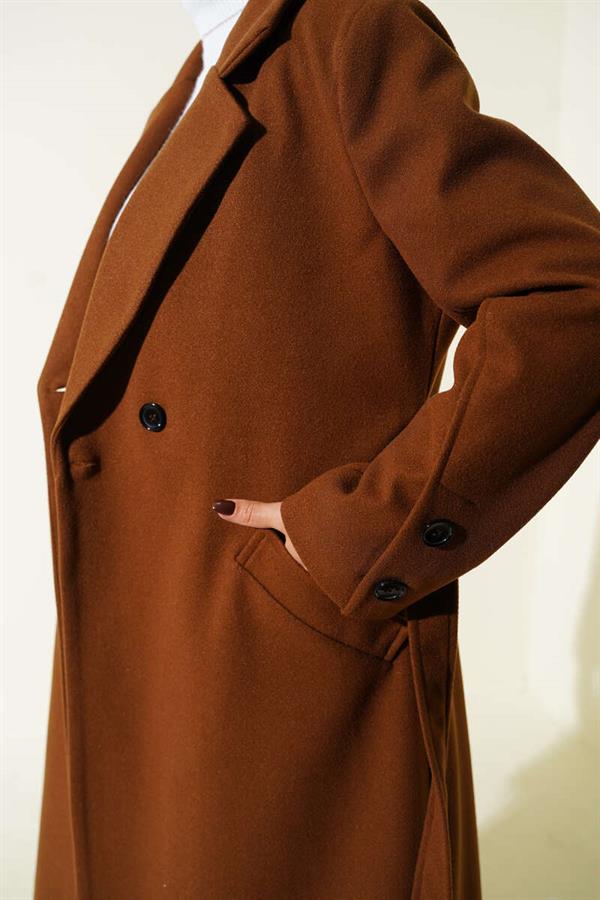 Cufflinked Belted Cashmere Coat in Tan