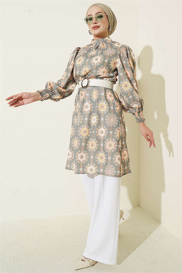 Sleeve-trimmed Patterned Tunic in Light Green