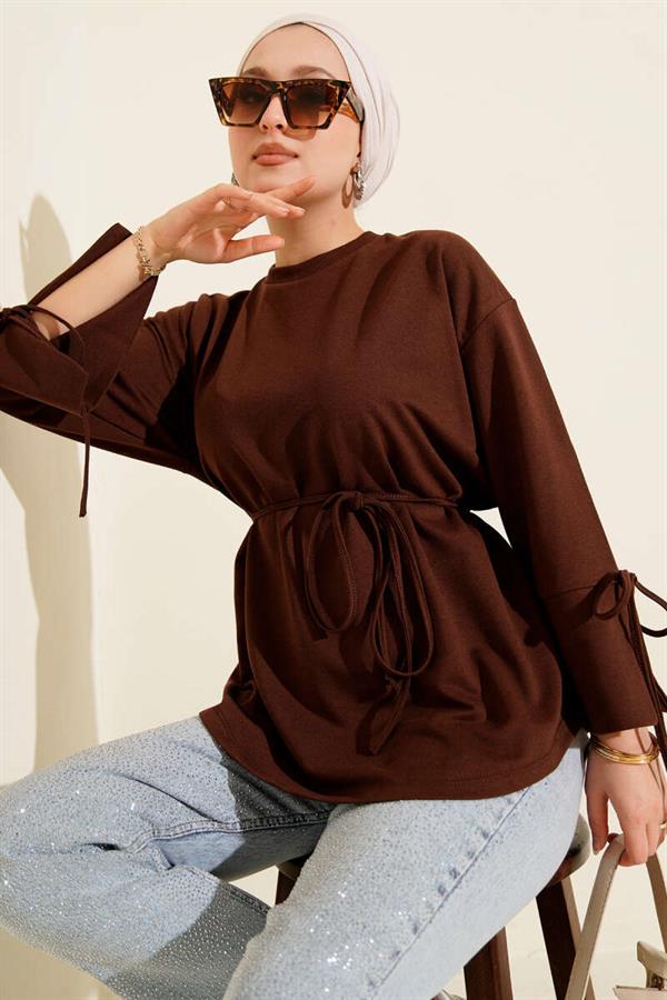 Two-String Tunic with Laced Sleeves, Brown