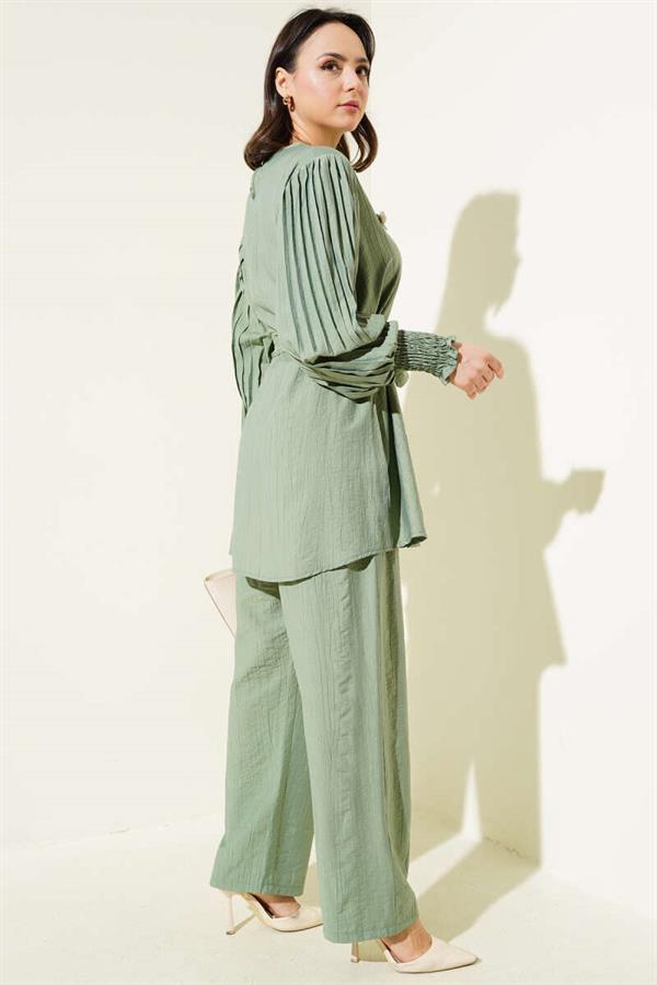 Pleated Sleeve Belted 2 Piece Set Green