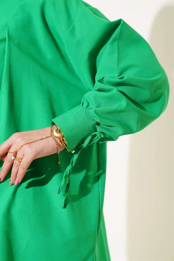 Tunic with Slit and Rope-Tie Sleeves Green