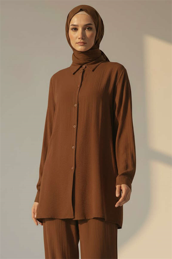 Crinkle-look Buttoned 2 Piece Set in tan.