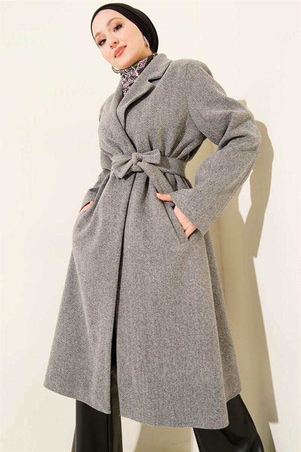 Double-breasted cashmere coat with pockets, smoky gray.