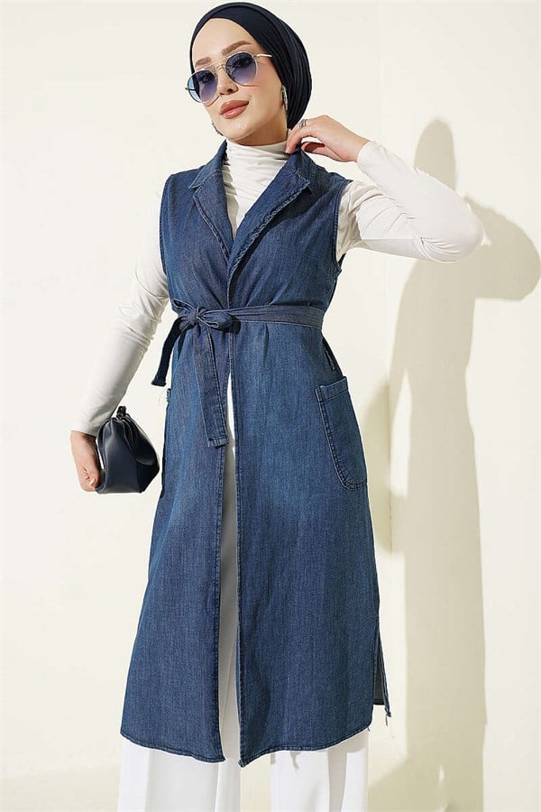 Double-breasted vest with pockets, blue.