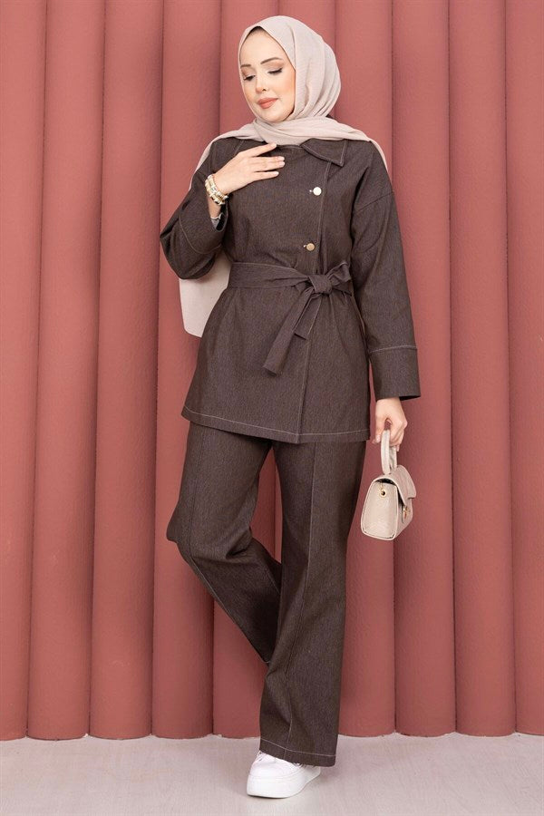 Double-breasted denim 2 Piece Set with gold buttons, brown.