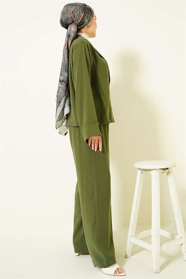Double-breasted collar 2 Piece Set with gold buttons, khaki.