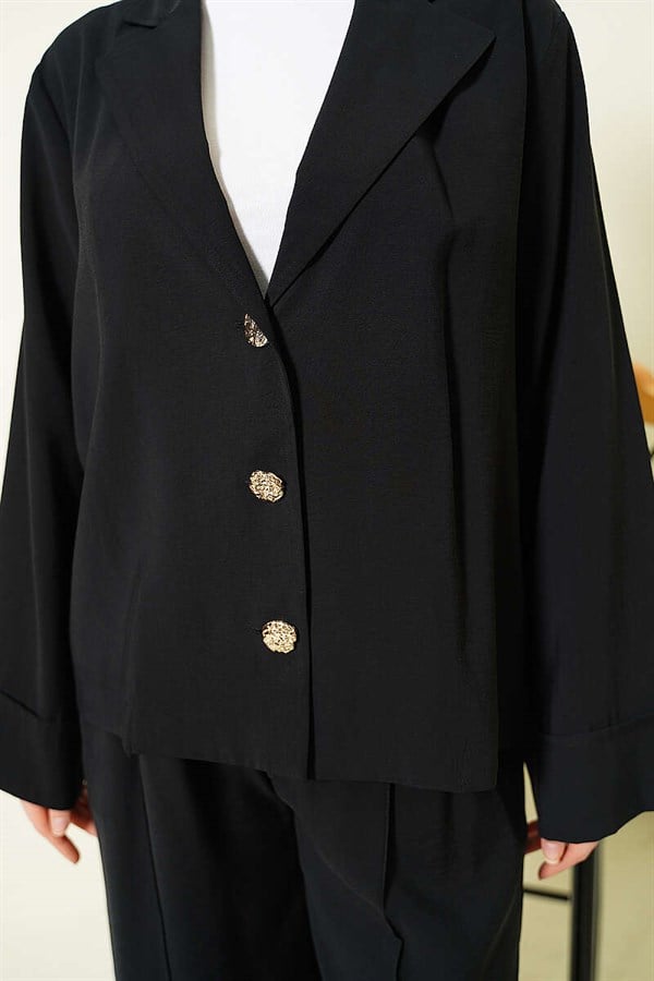 Double-breasted collar 2 Piece Set Suit with gold buttons, black.