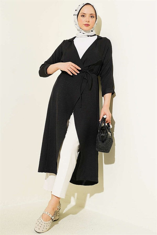 Double-breasted coat with drawstring detail, black.