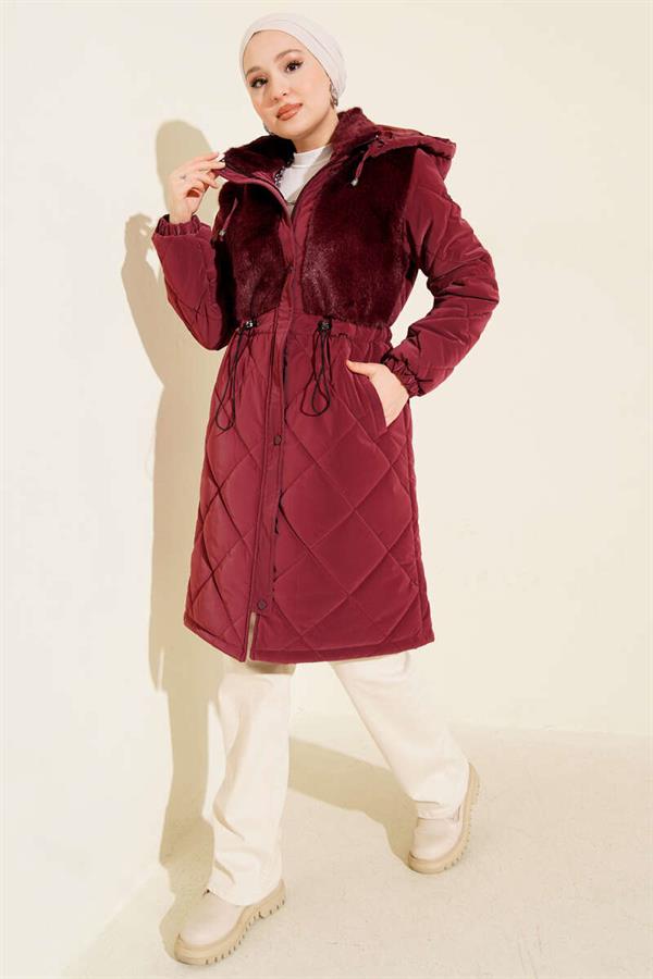 Fur Detailed Hooded Quilted Coat Burgundy
