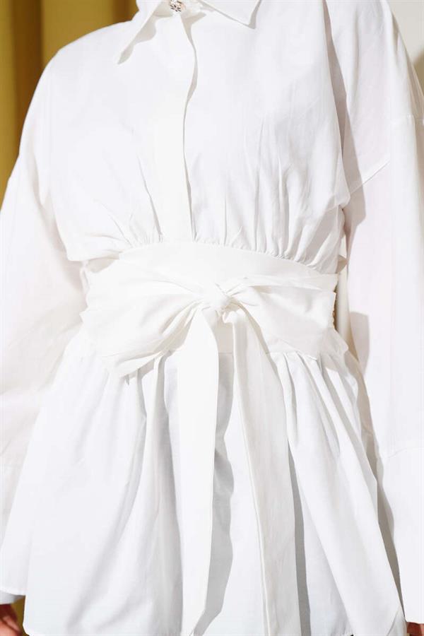 Half Buttoned Tunic with Gathered Belt in White