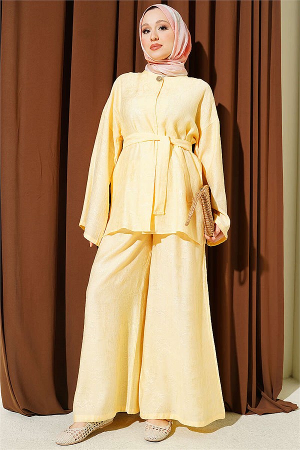 Belted Self-Patterned 2 Piece Set, Gold