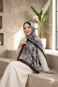 Lavin Floral Pattern Scarf Series Black