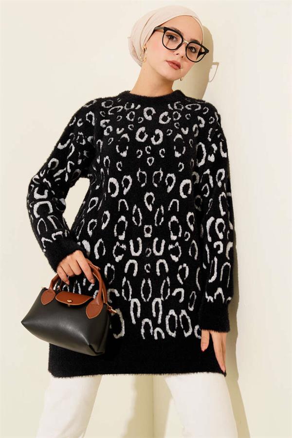 Leopard Patterned Bearded Tunic Black and White