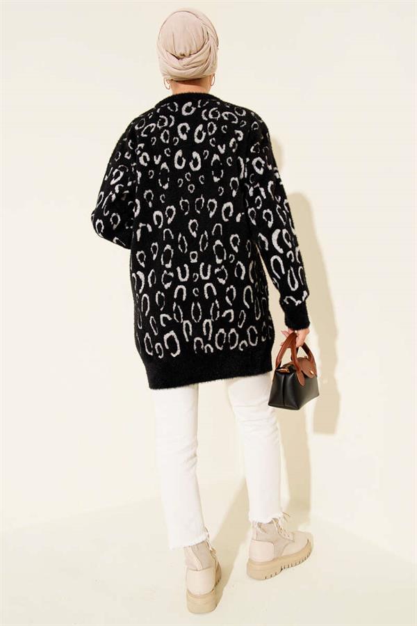 Leopard Patterned Bearded Tunic Black and White