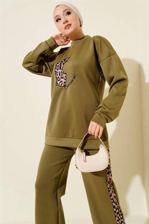 Leopard Striped Two-Piece Scuba Set in Light Green
