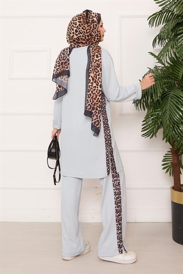 Leopard Striped Slit Loysha Suit Gray