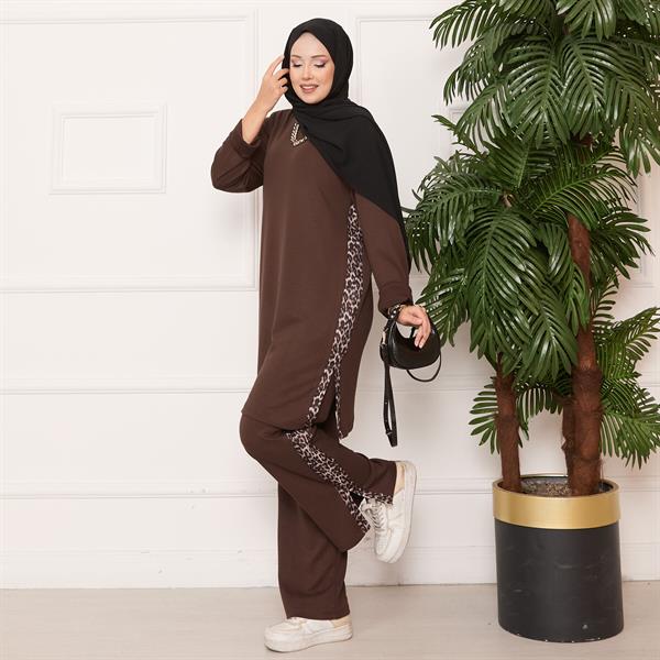 Leopard Striped Slit Loysha Suit Brown