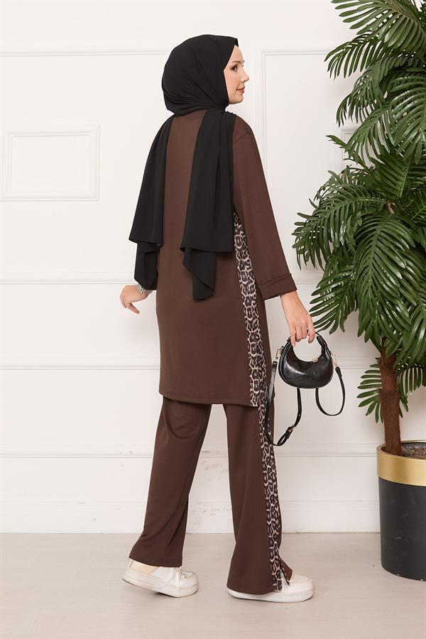 Leopard Striped Slit Loysha Suit Brown