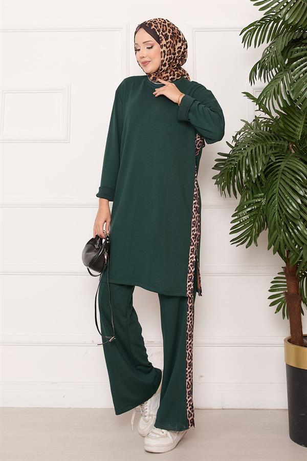 Leopard Striped Slit Loysha Suit Emerald