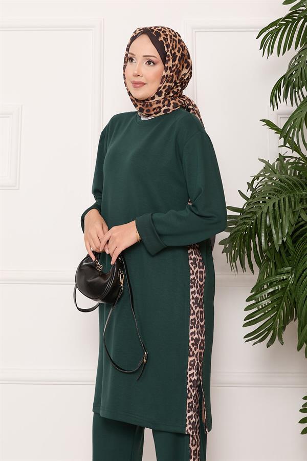 Leopard Striped Slit Loysha Suit Emerald