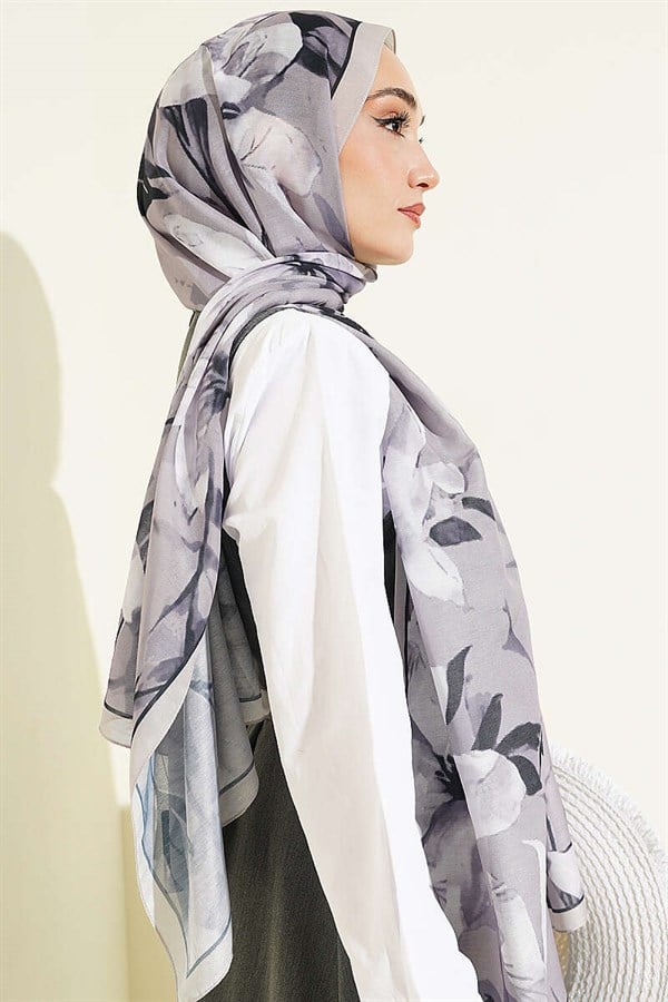 Lily Patterned Soft Scarf with Stones
