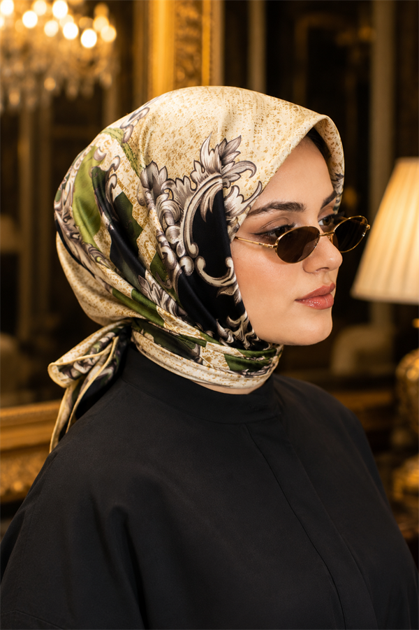 Luxury Chain Detail Scarf Series Beige