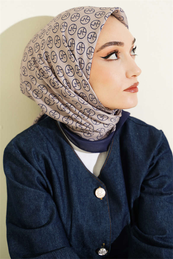 MK Pattern Soft Scarf Parliament