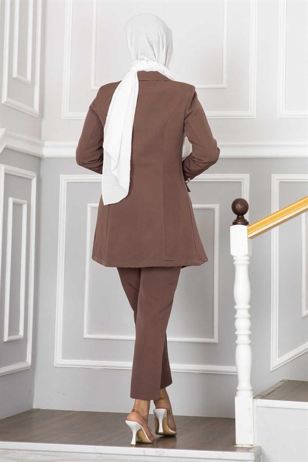 Handkerchief Collar Detailed 2 Piece Set Brown