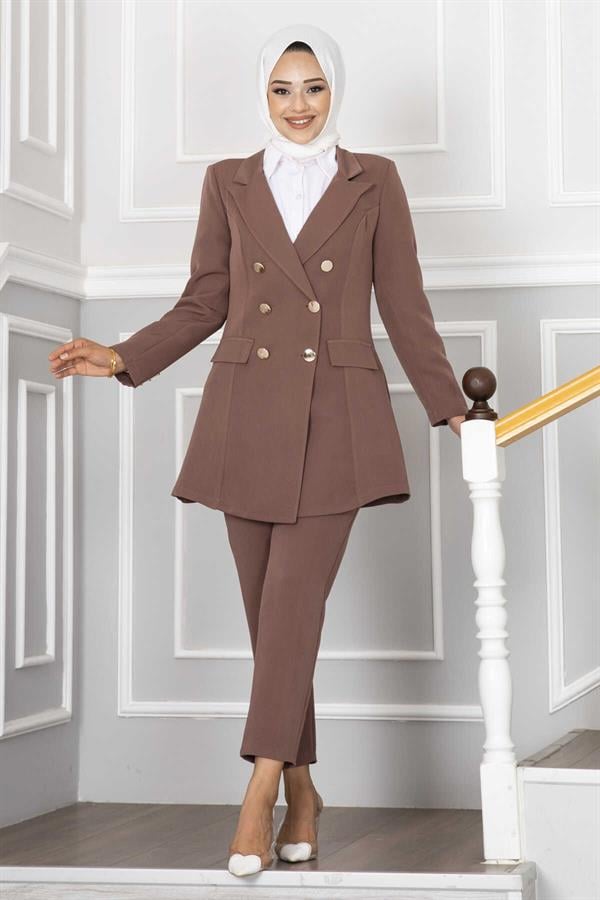 Handkerchief Collar Detailed 2 Piece Set Brown