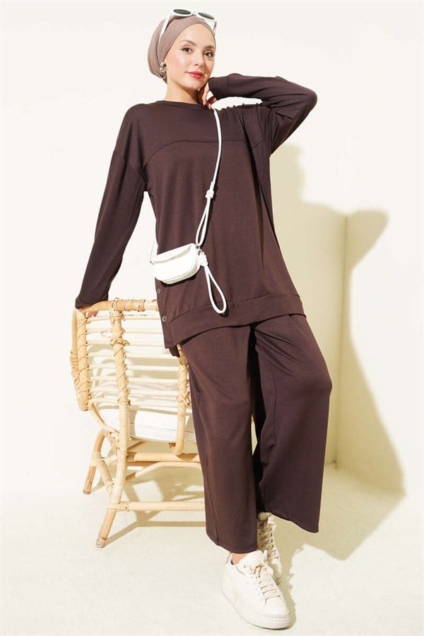 Metal Snap Detail 2 Piece Set Dark Brown