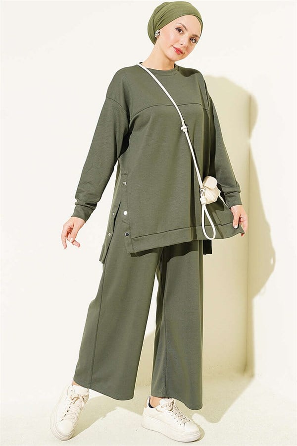 2 Piece Set with Metal Snap Button Details, Khaki