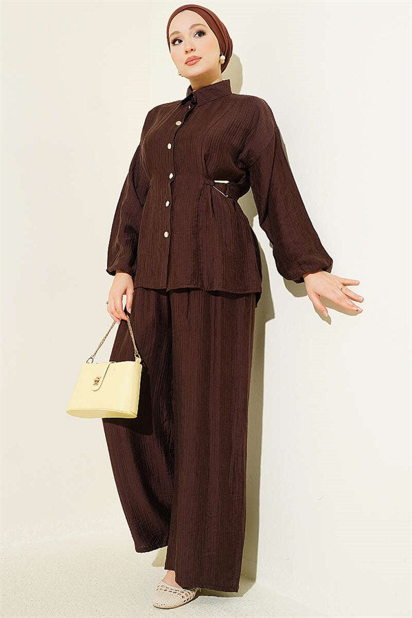2 Piece Set with metal buckle and side belts, coffee color.