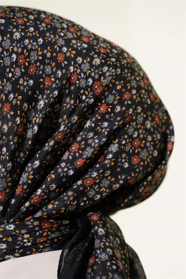 Mini Flower Detail Scarf Black