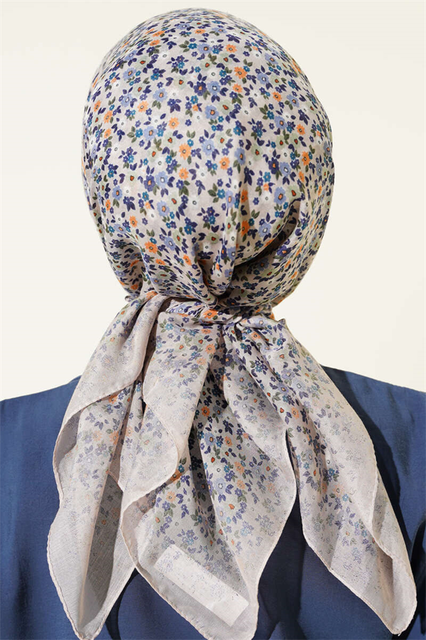 Mini Flower Detailed Scarf with Stones