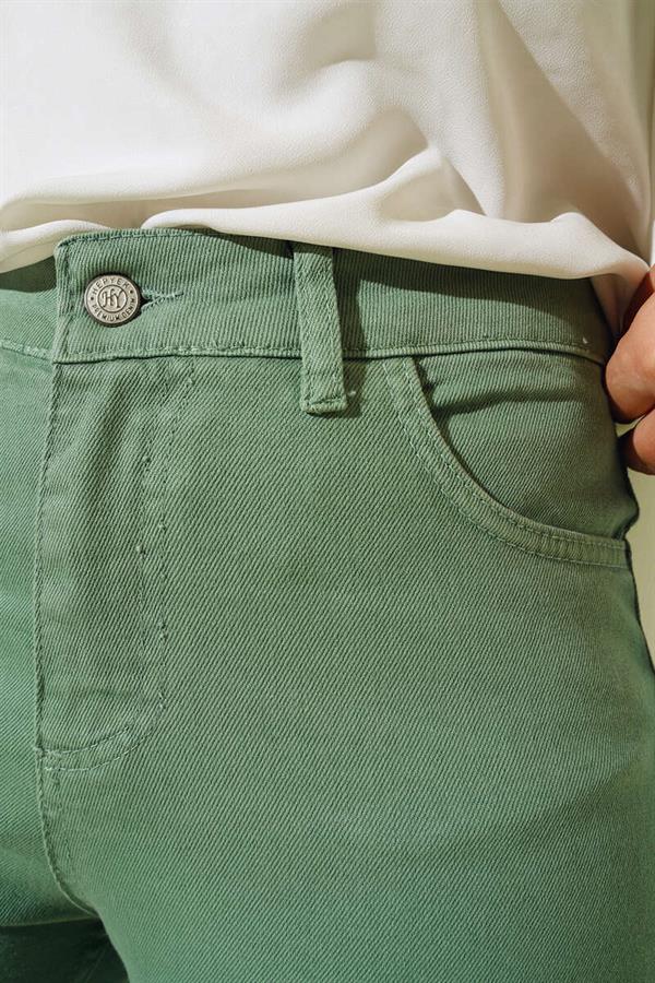 Mom Jeans Mint Green