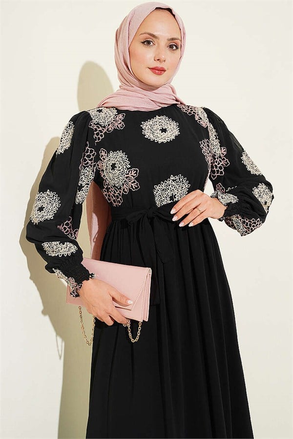 Embroidered Chiffon Dress in Powder Pink