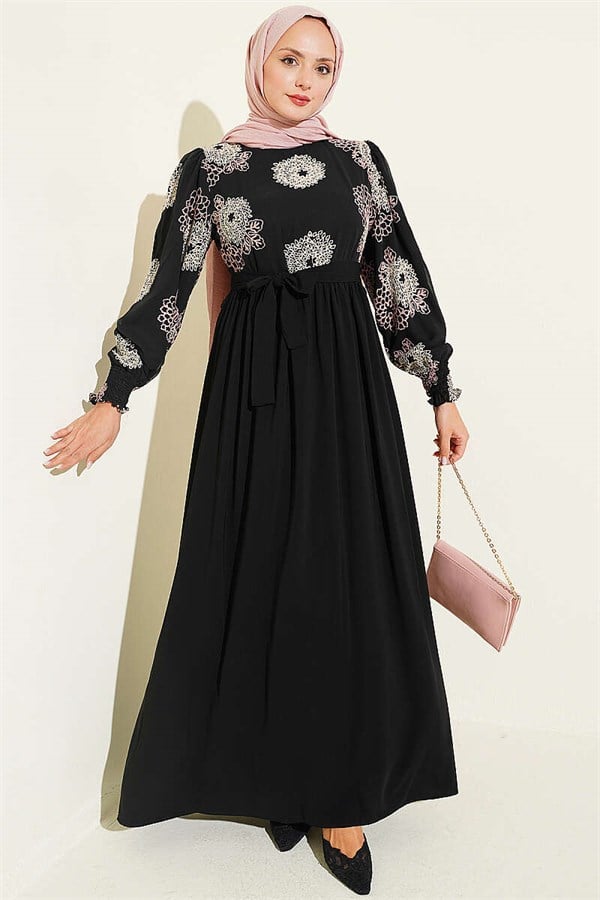 Embroidered Chiffon Dress in Powder Pink
