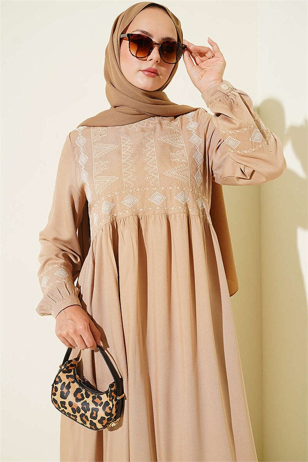 Embroidered Belmando Dress Beige