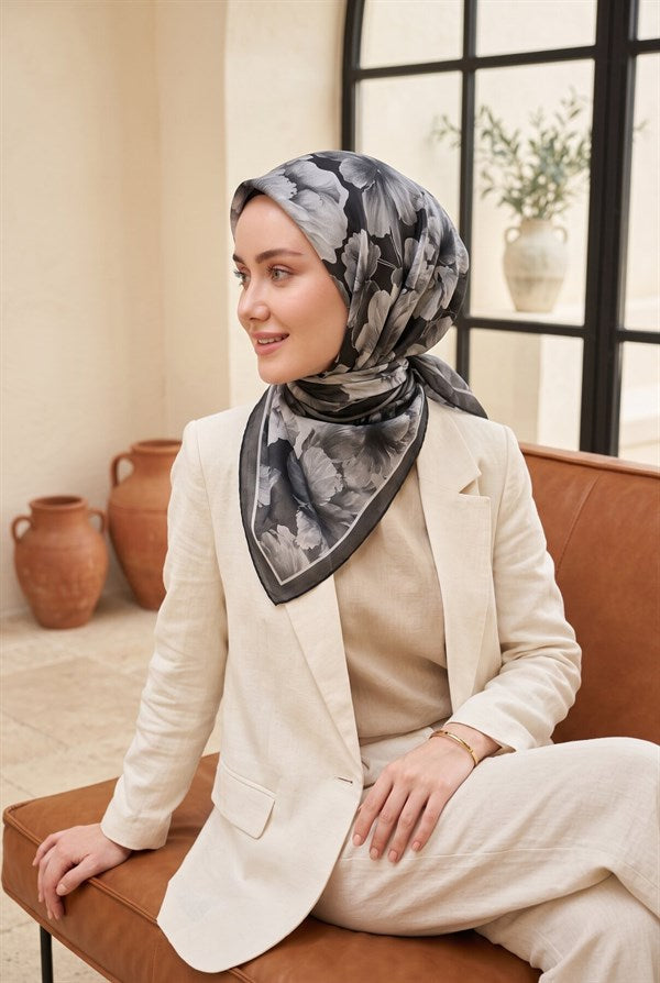 Natural Floral Pattern Scarf Series Black