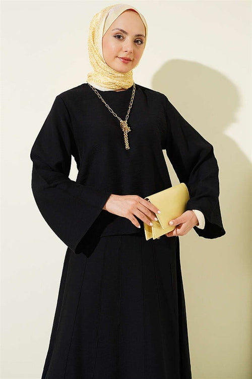 2 Piece Set of blouse and skirt with ribbed detail, black.