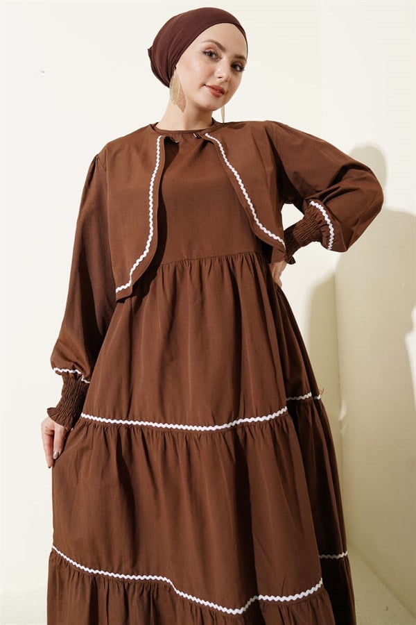 Ribbed Stitch Detail Dress 2 Piece Set in Coffee Brown