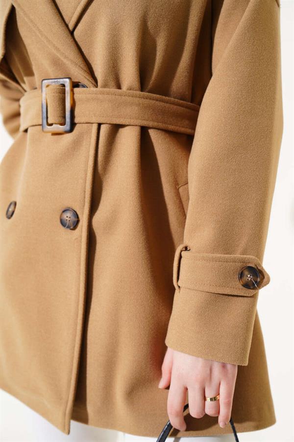 Shoulder Epaulette Belted Short Cashmere Coat Latte