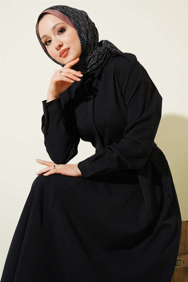 2 Piece Set with pleated skirt and shoulder epaulets, black.